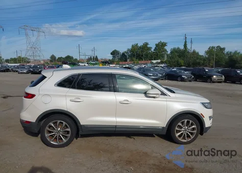2017 Lincoln Mkc Select z USA, uszkodzony, nr VIN 5LMCJ2D98HUL45403